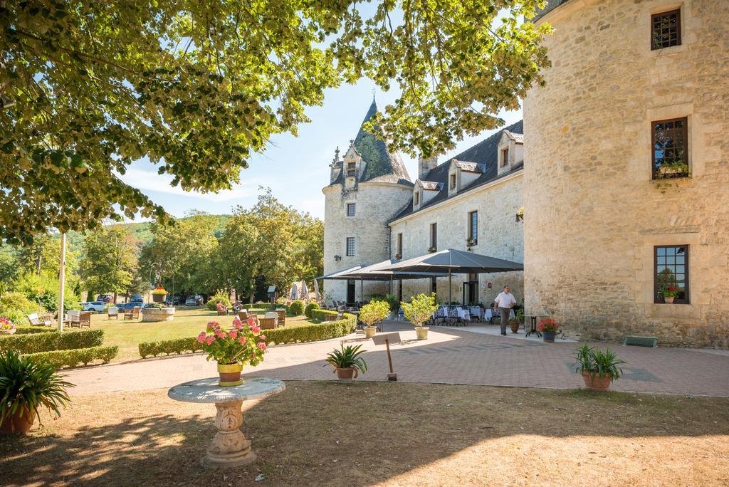 Chateau La Fleunie - Hotel Et Restaurant Condat-sur-Vezere Exterior foto