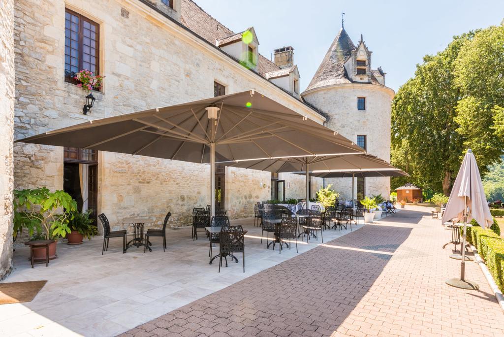 Chateau La Fleunie - Hotel Et Restaurant Condat-sur-Vezere Exterior foto