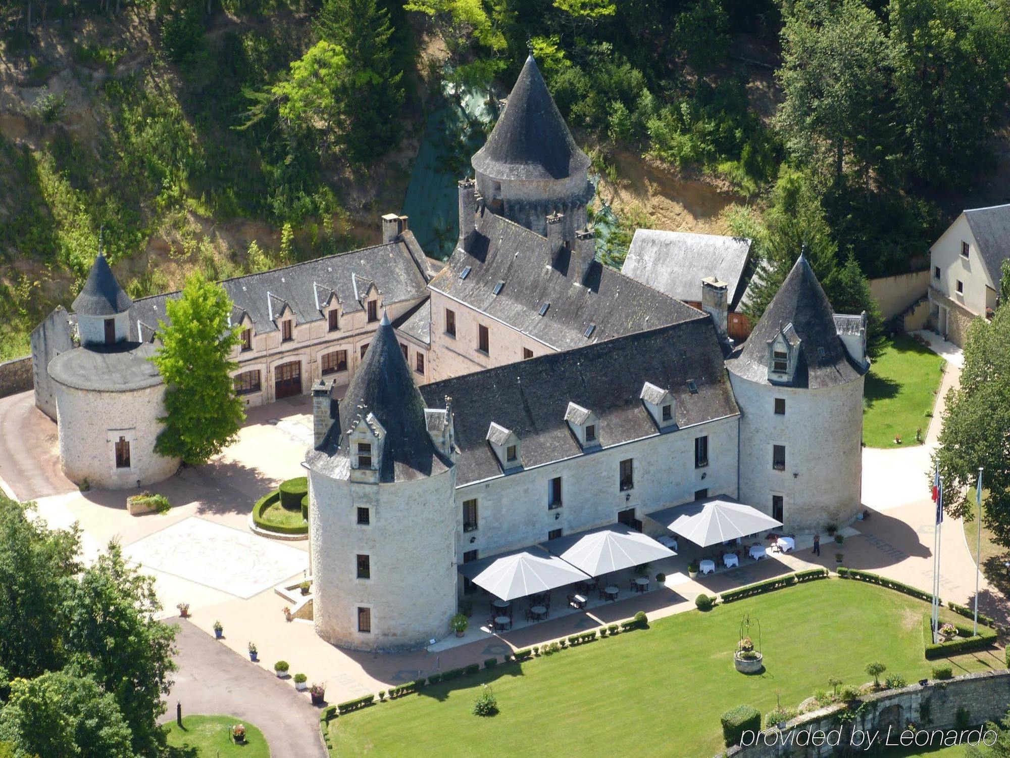 Chateau La Fleunie - Hotel Et Restaurant Condat-sur-Vezere Exterior foto